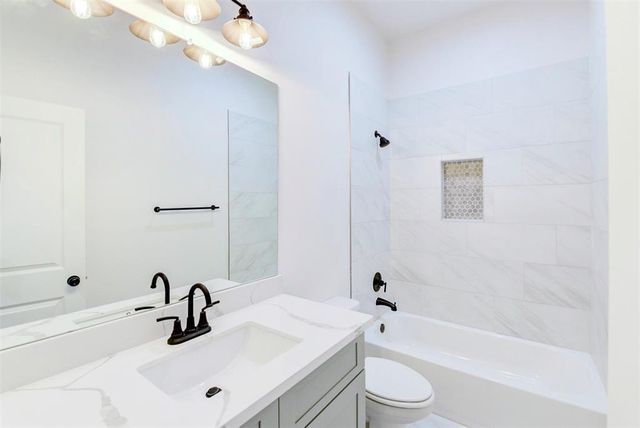 5310 Denmark Street, Houston, TX 77028