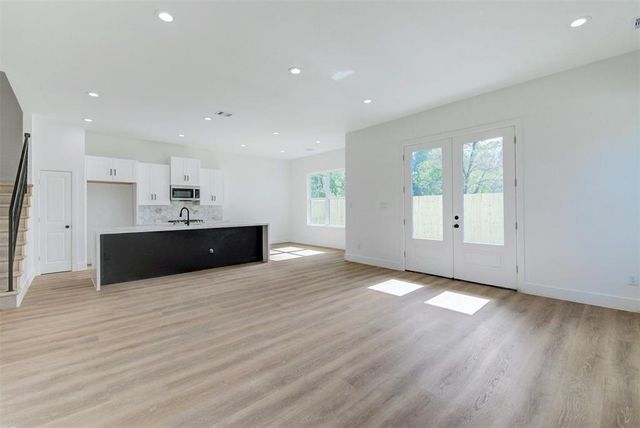 5310 Denmark Street, Houston, TX 77028