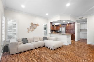 4561 Warner 203, Huntington Beach, CA 92649