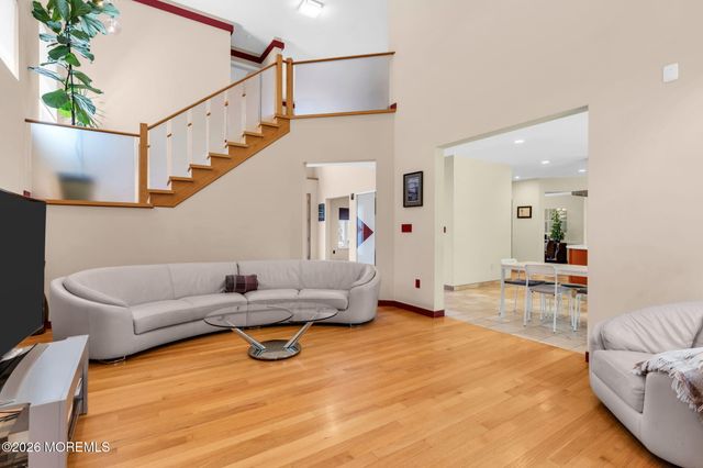 14 Barrister Court, Freehold, NJ 07728