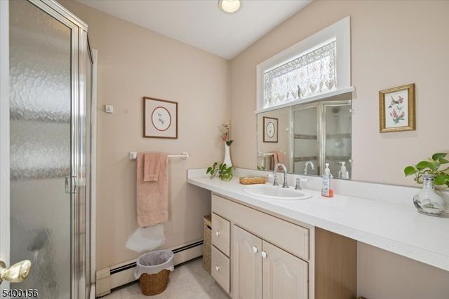 20 Camman Pl, Somerville Boro, NJ 08876