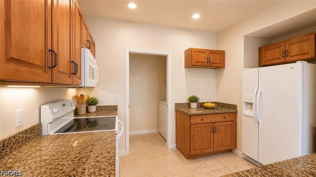 13100 Bella Casa CIR 235, Fort Myers, FL 33966