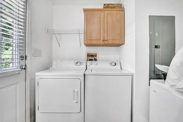140 Circle View ST, Rocky Mount, VA 24151