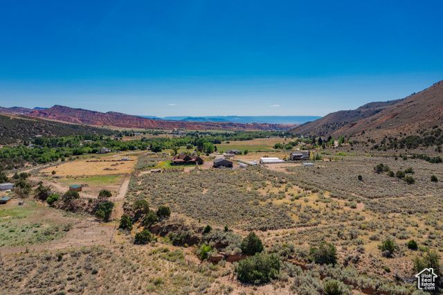 8552 W SAWTOOTH PARK DR, Vernal, UT 84078
