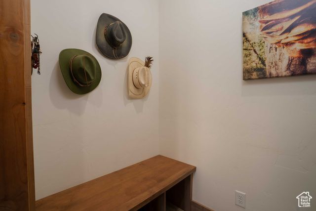 8552 W SAWTOOTH PARK DR, Vernal, UT 84078