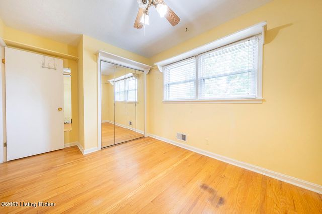 4021 Blossomwood Dr, Louisville, KY 40220