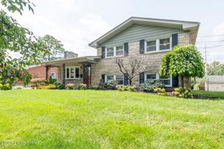 4021 Blossomwood Dr, Louisville, KY 40220