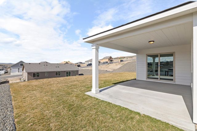 2946 S Osborne St, Kennewick, WA 99338