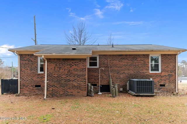 1615 Highland Drive, Washington, NC 27889