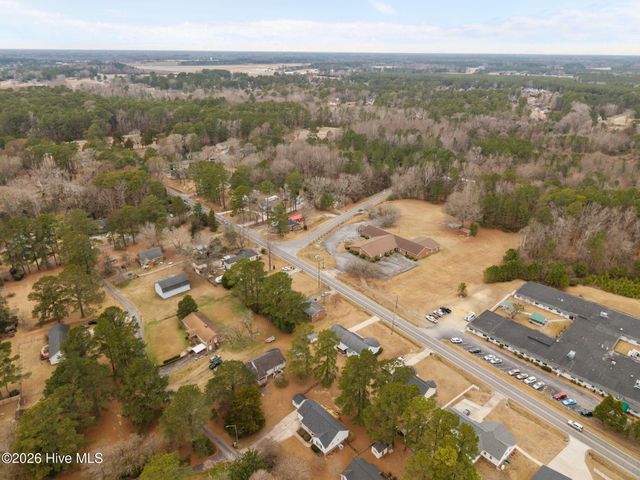 1615 Highland Drive, Washington, NC 27889