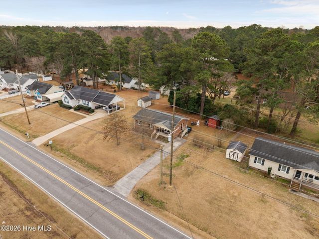 1615 Highland Drive, Washington, NC 27889