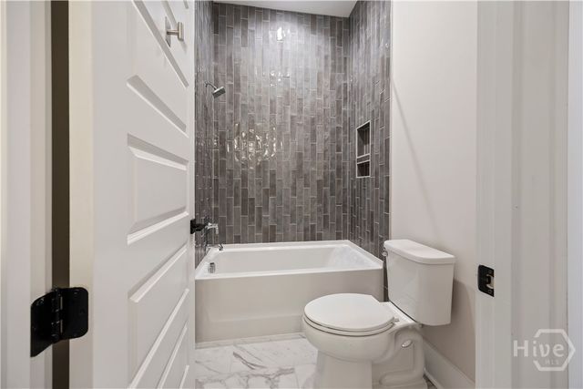 2221 Laurel Oak Avenue, Hardeeville, SC 29927