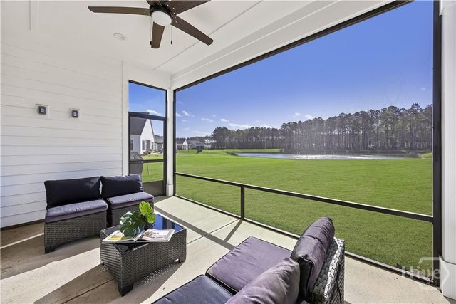 2221 Laurel Oak Avenue, Hardeeville, SC 29927