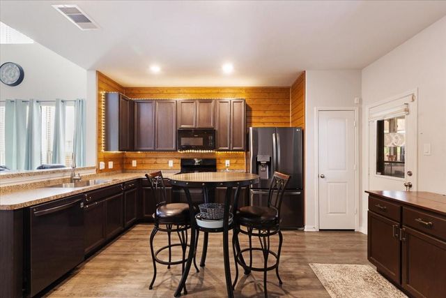 1685 County Road 5102 Road, Cleveland, TX 77327