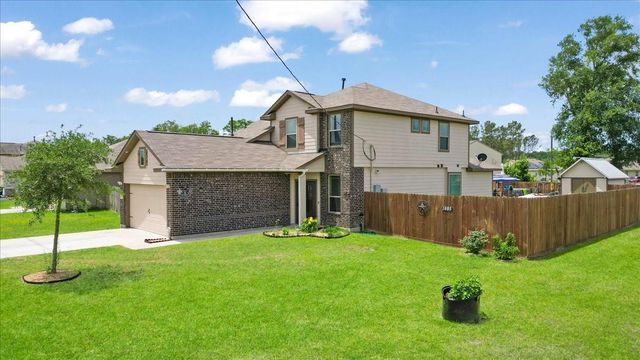 1685 County Road 5102 Road, Cleveland, TX 77327