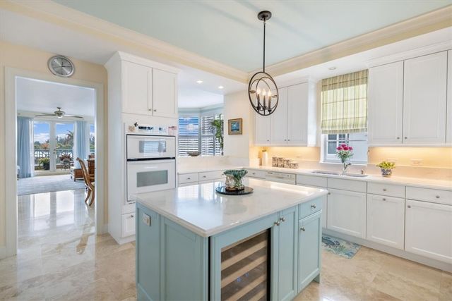 9049 Somerset Bay Lane 302, Vero Beach, FL 32963