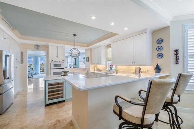 9049 Somerset Bay Lane 302, Vero Beach, FL 32963