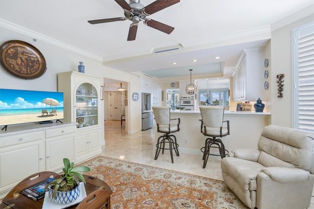 9049 Somerset Bay Lane 302, Vero Beach, FL 32963
