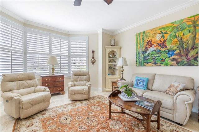 9049 Somerset Bay Lane 302, Vero Beach, FL 32963