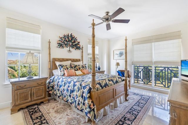 9049 Somerset Bay Lane 302, Vero Beach, FL 32963