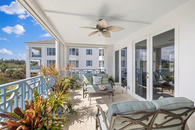 9049 Somerset Bay Lane 302, Vero Beach, FL 32963