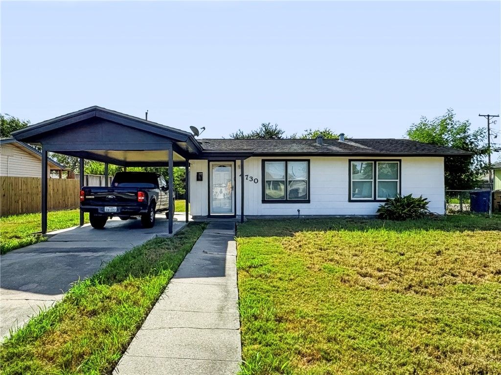 4730 Wynona Dr, Corpus Christi, TX 78411 — exterior
