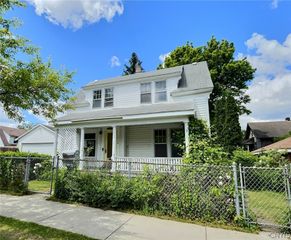 210 Grant Avenue, Syracuse, NY 13207