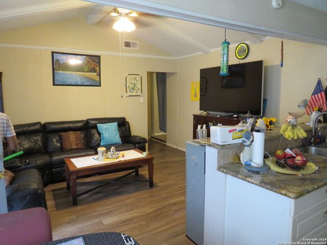 4815 Sorrento, San Antonio, TX 78217