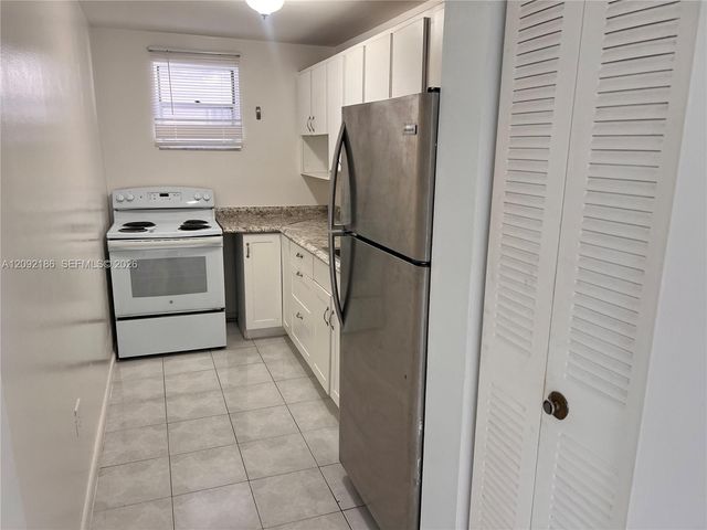 2000 Biarritz Drive 407, Miami Beach, FL 33141