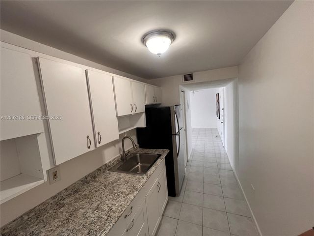 2000 Biarritz Drive 407, Miami Beach, FL 33141