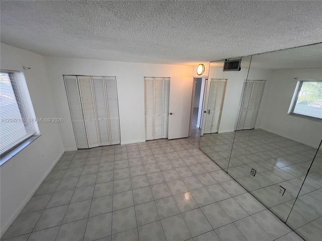 2000 Biarritz Drive 407, Miami Beach, FL 33141