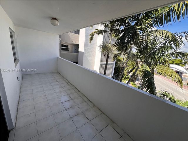 2000 Biarritz Drive 407, Miami Beach, FL 33141