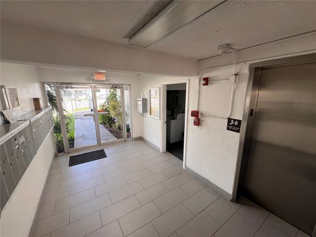 2000 Biarritz Drive 407, Miami Beach, FL 33141