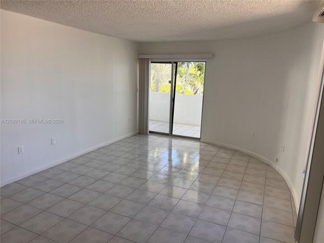 2000 Biarritz Drive 407, Miami Beach, FL 33141