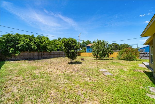 714 Ohio Ave, Corpus Christi, TX 78404