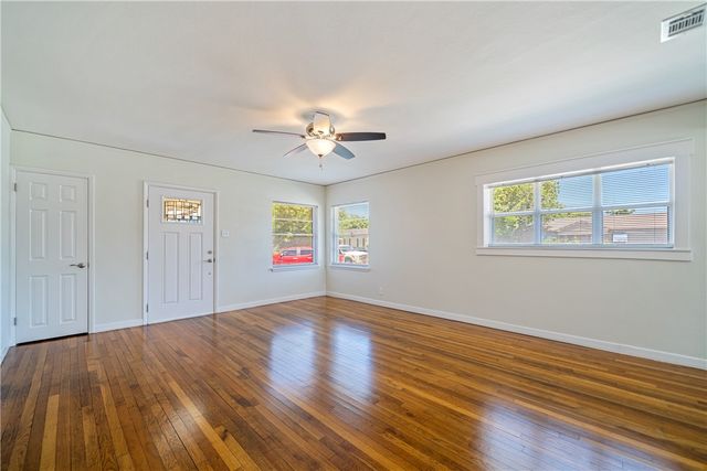714 Ohio Ave, Corpus Christi, TX 78404