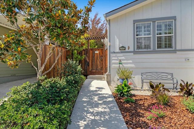 300 Plum Street 77, Capitola, CA 95010