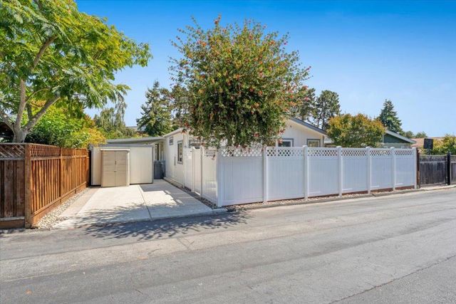 300 Plum Street 77, Capitola, CA 95010