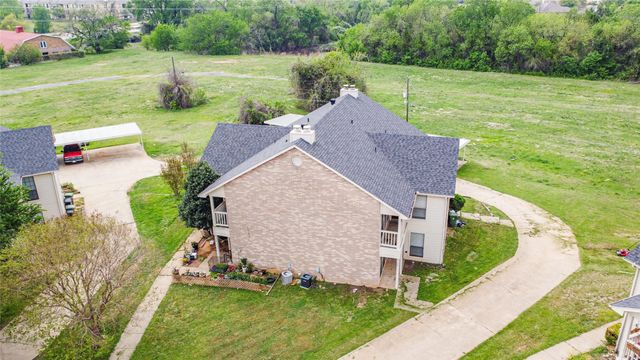 806 Treadwell Court 804A, Hurst, TX 76053