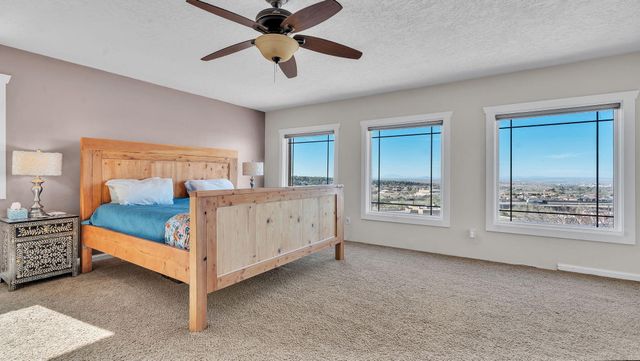 14329 Windsor Place NE, Albuquerque, NM 87123