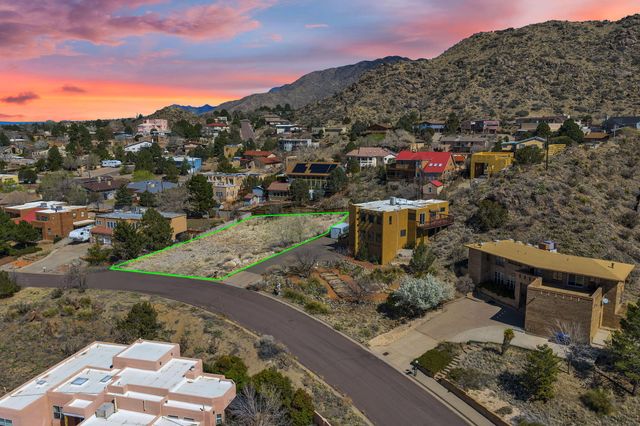 14329 Windsor Place NE, Albuquerque, NM 87123