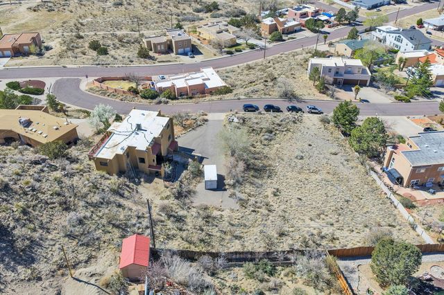 14329 Windsor Place NE, Albuquerque, NM 87123