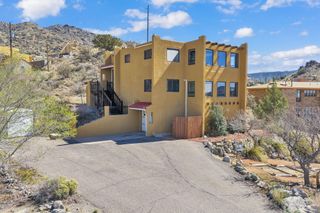 14329 Windsor Place NE, Albuquerque, NM 87123