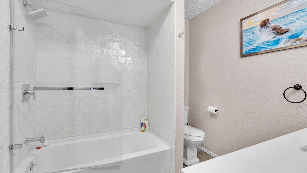 Image 23 of property listing at 14329 Windsor Place NE, Albuquerque, NM 87123