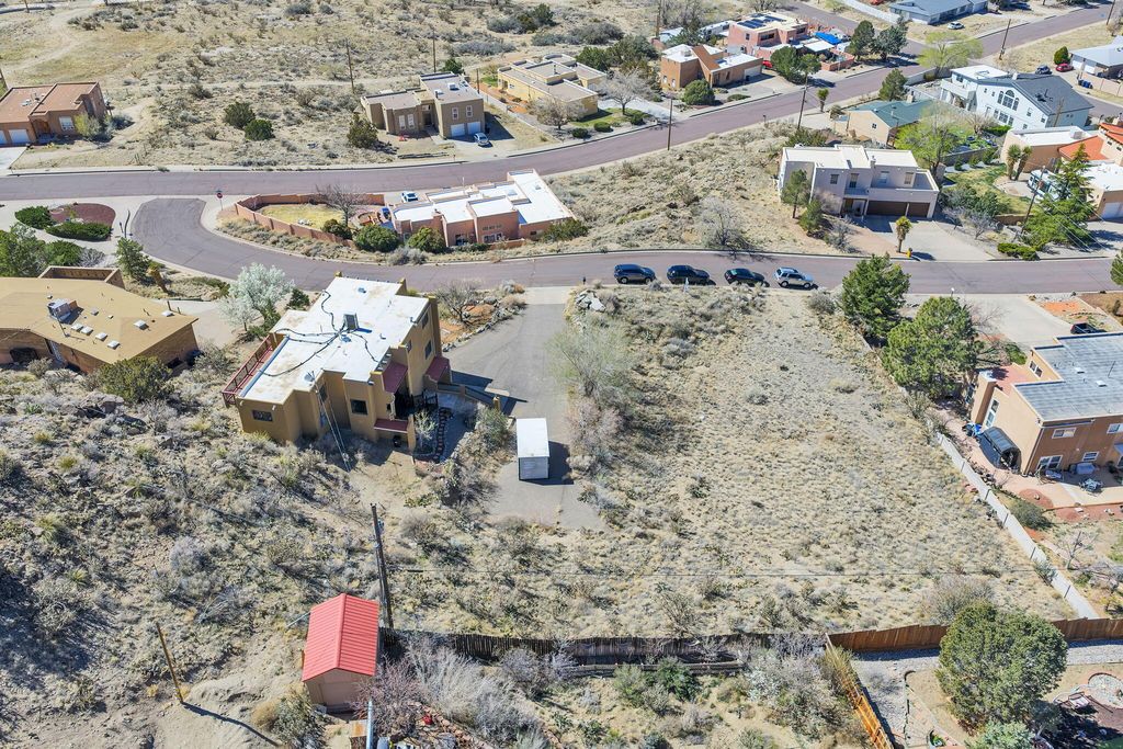 Image 32 of property listing at 14329 Windsor Place NE, Albuquerque, NM 87123