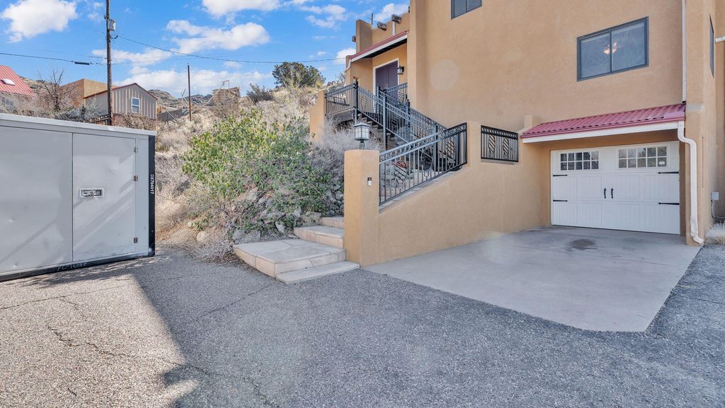 Image 34 of property listing at 14329 Windsor Place NE, Albuquerque, NM 87123