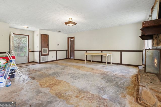 120 Carriage Circle, Stockbridge, GA 30281