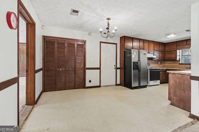 120 Carriage Circle, Stockbridge, GA 30281