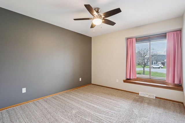 W232N7474 Highview DRIVE, Sussex, WI 53089