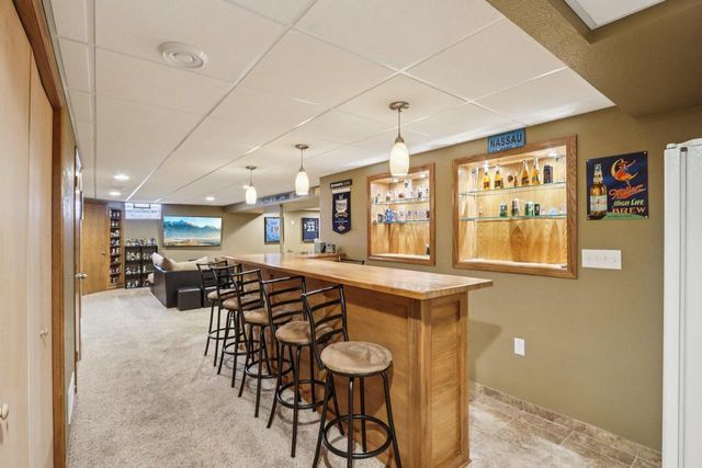 W232N7474 Highview DRIVE, Sussex, WI 53089